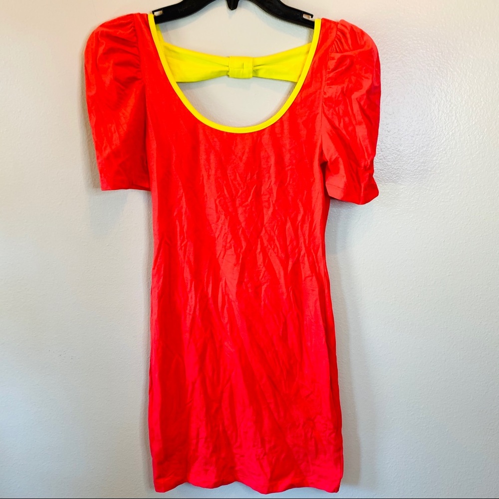 Bright Colored Dress - Picture 9 of 9
